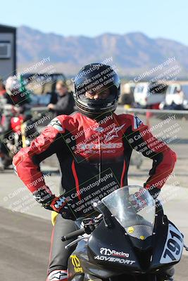 media/Dec-01-2025-Moto Forza (Mon) [[2daa91e15f]]/4-Around the Pits/